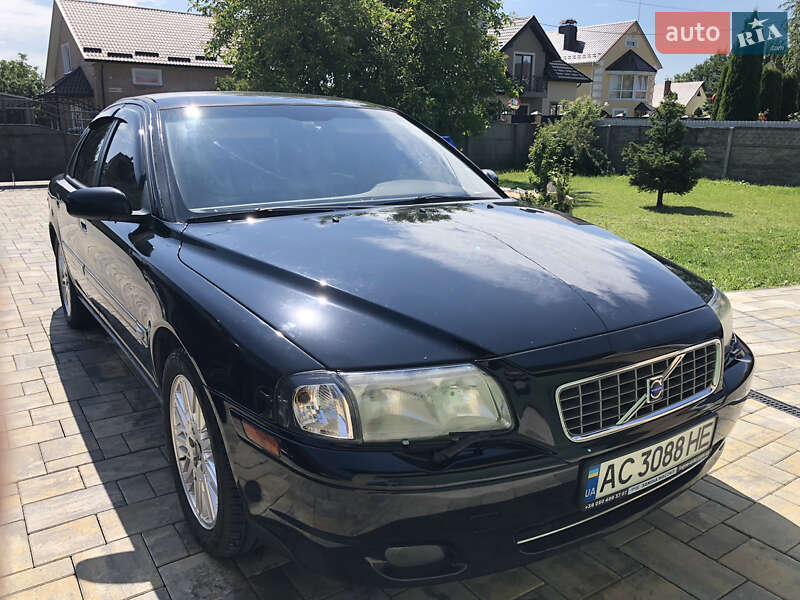 Volvo S80 2004