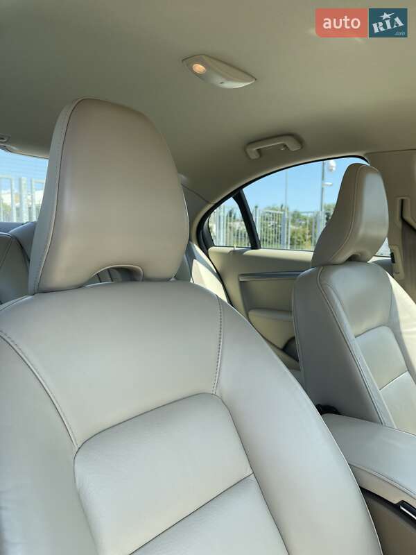 Седан Volvo S80 2014 в Киеве фото 24 Седан Volvo S80 2014 в Киеве