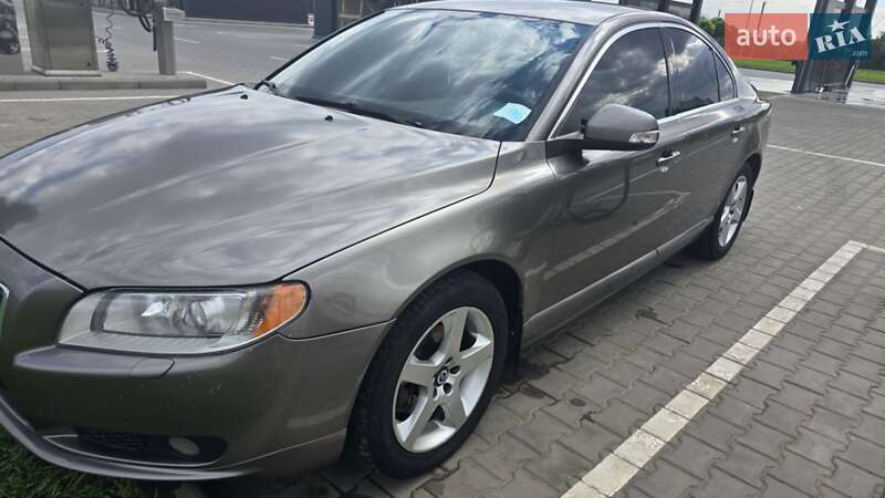 Седан Volvo S80 2008 в Новой Одессе