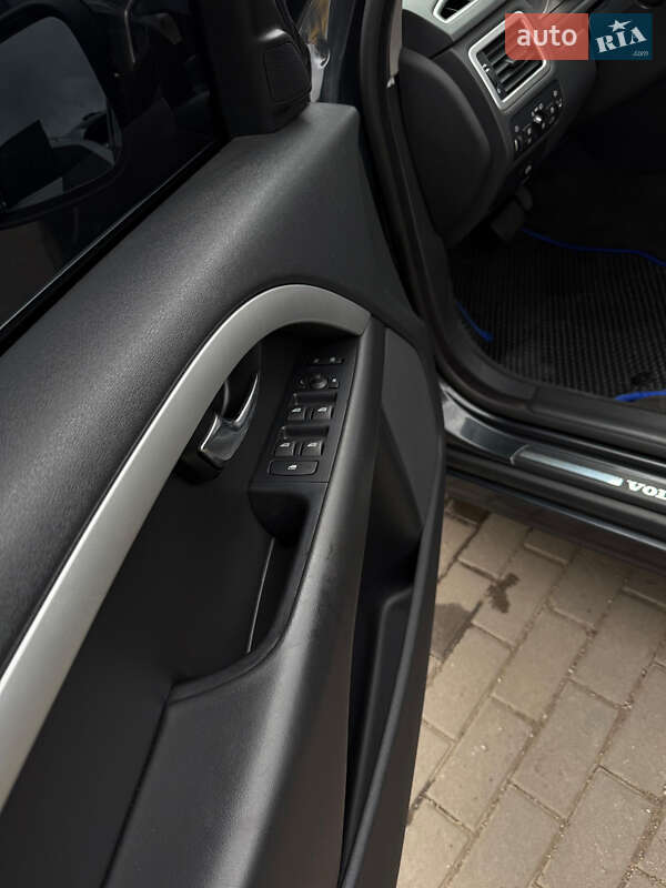 Седан Volvo S80 2012 в Харькове