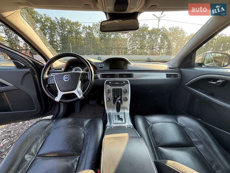 Седан Volvo S80 2012 в Киеве