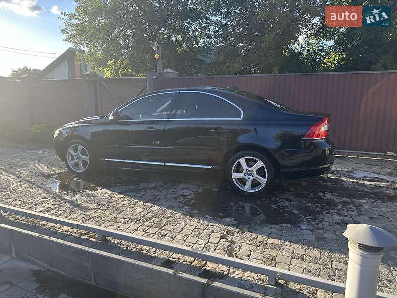 Седан Volvo S80 2010 в Киеве