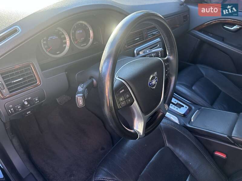 Седан Volvo S80 2010 в Киеве