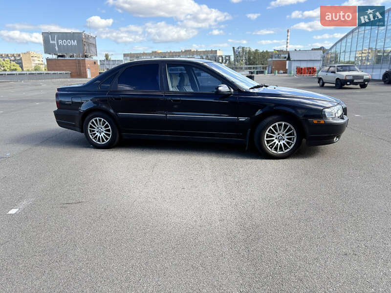 Седан Volvo S80 2002 в Киеве