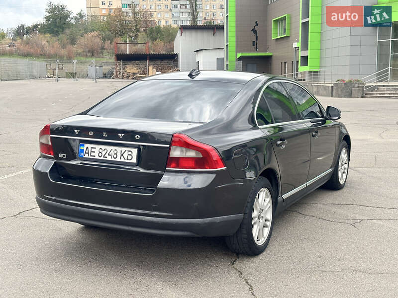 Седан Volvo S80 2010 в Кривом Роге
