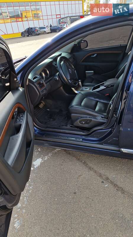 Седан Volvo S80 2012 в Житомире