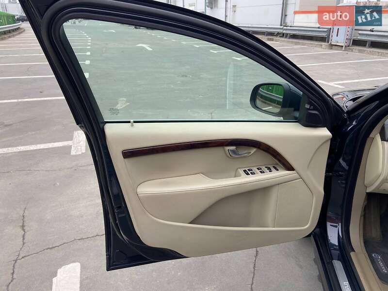 Седан Volvo S80 2012 в Києві