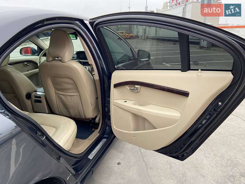Седан Volvo S80 2012 в Києві