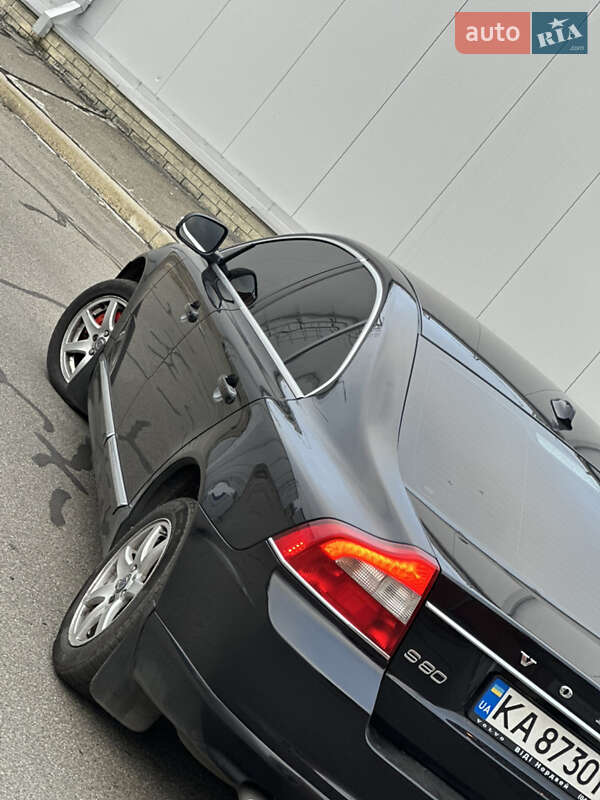 Седан Volvo S80 2010 в Киеве