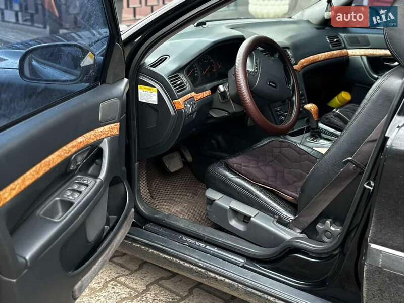 Седан Volvo S80 2000 в Татарбунарах