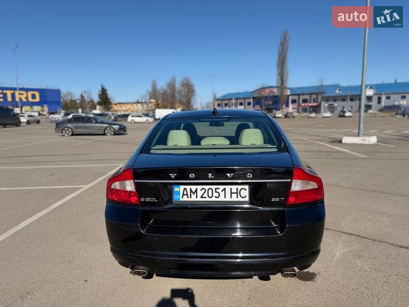 Седан Volvo S80 2010 в Житомире