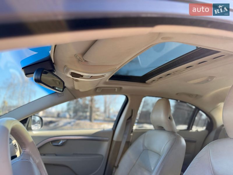 Седан Volvo S80 2010 в Житомире