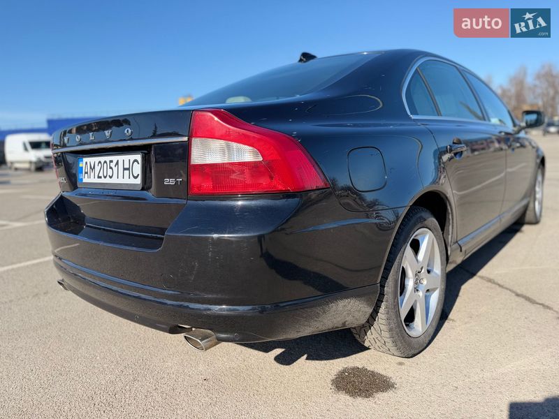 Седан Volvo S80 2010 в Житомире