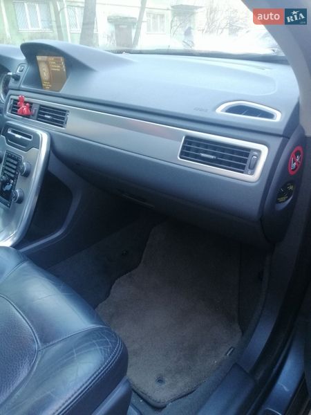 Седан Volvo S80 2012 в Киеве