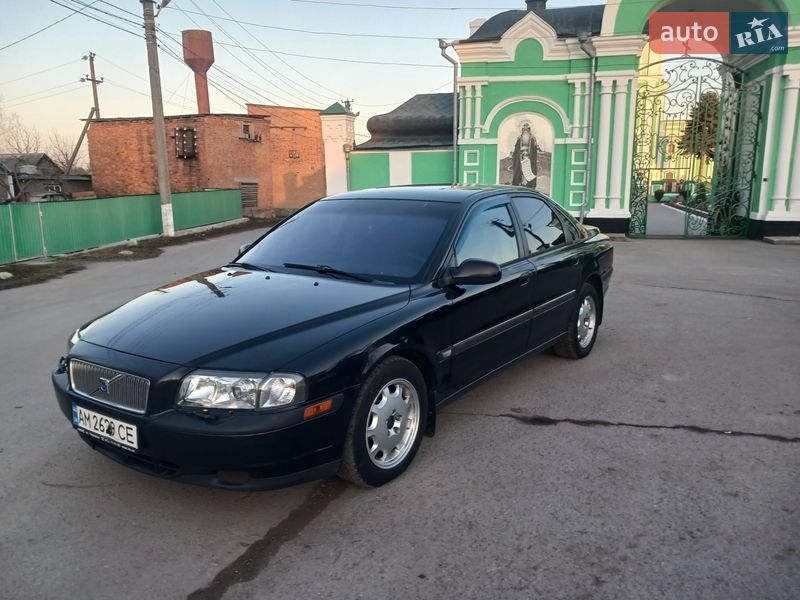 Седан Volvo S80 2003 в Браиловом