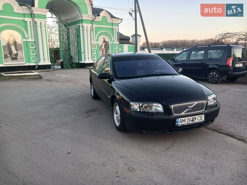 Седан Volvo S80 2003 в Браиловом