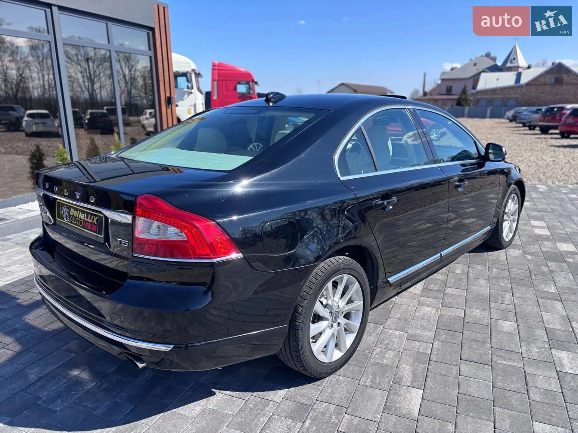 Volvo S80 2014 VIN YV140MAKXF1186345 фото оголошення 7 з 37