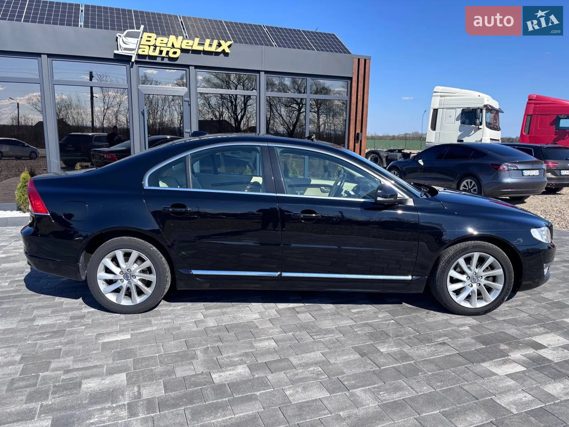 Volvo S80 2014 VIN YV140MAKXF1186345 фото оголошення 8 з 37