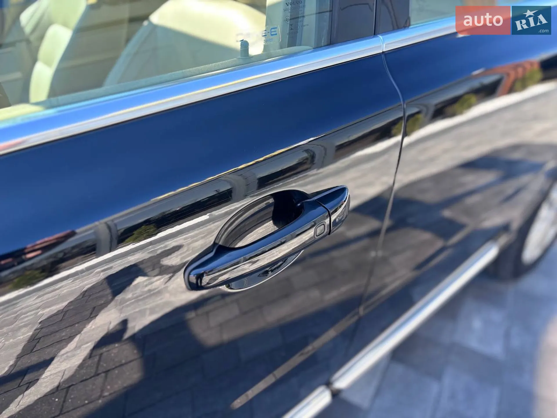 Volvo S80 2014 VIN YV140MAKXF1186345 фото оголошення 10 з 37