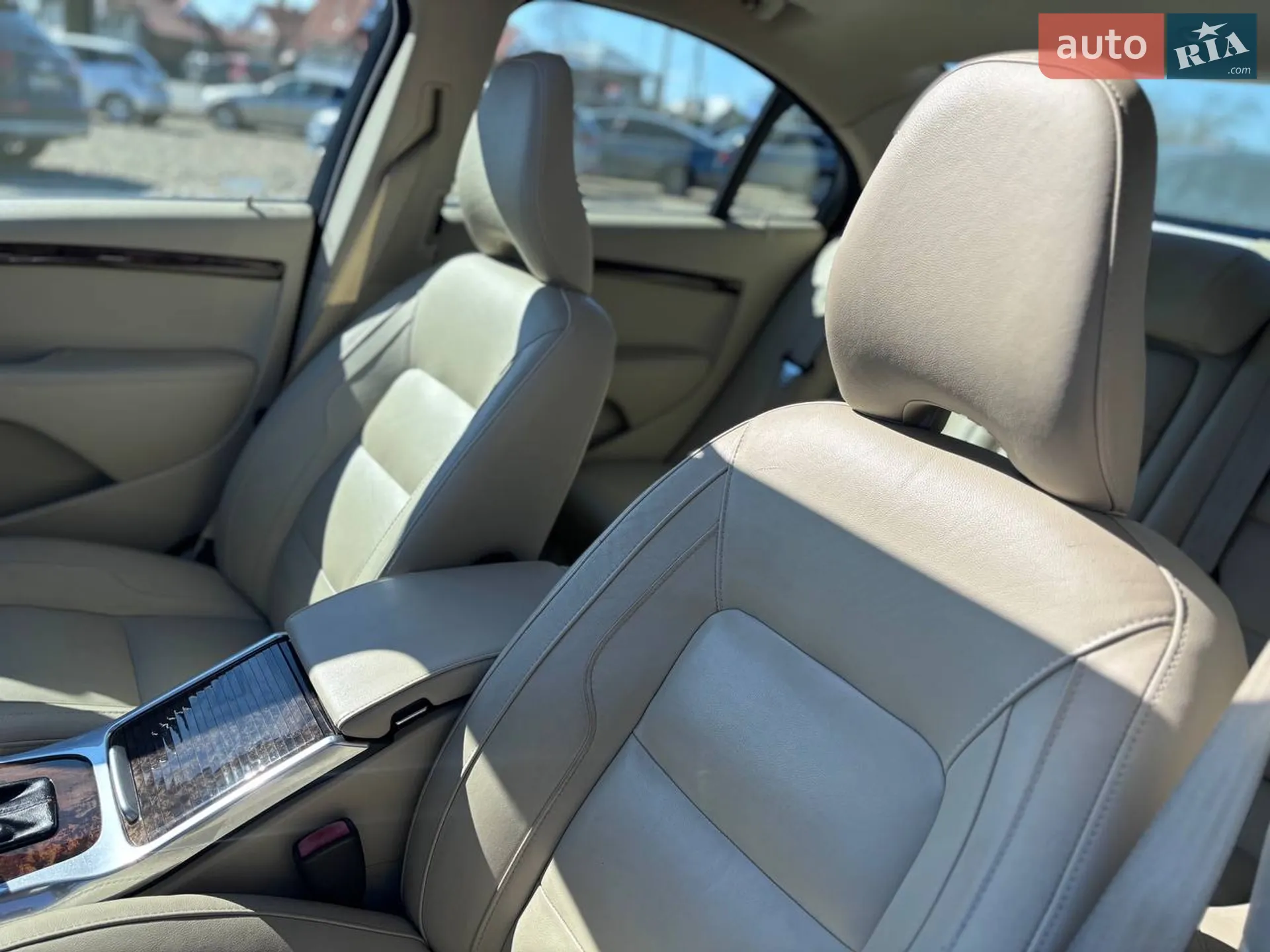 Volvo S80 2014 VIN YV140MAKXF1186345 фото оголошення 14 з 37