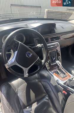 Седан Volvo S80 2012 в Черновцах
