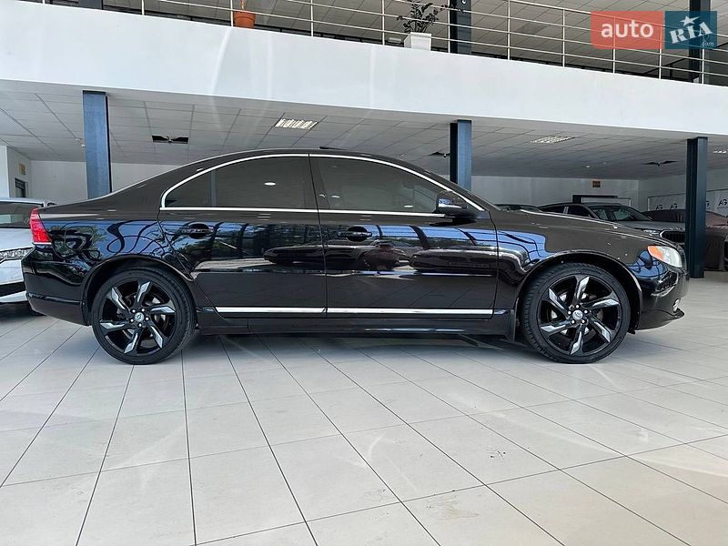 Седан Volvo S80 2012 в Виннице
