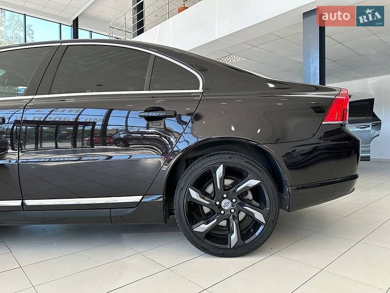 Седан Volvo S80 2012 в Виннице