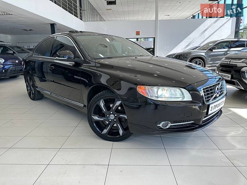 Седан Volvo S80 2012 в Виннице