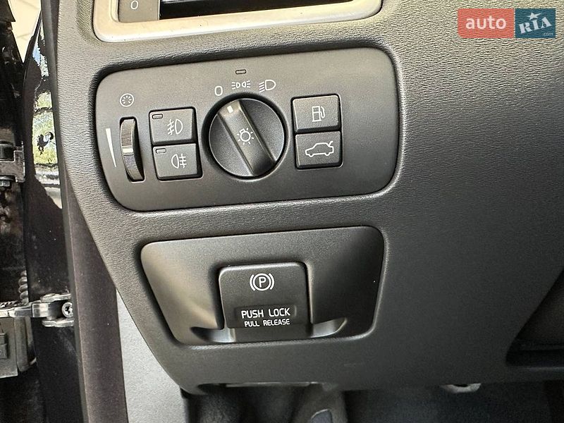 Седан Volvo S80 2012 в Виннице