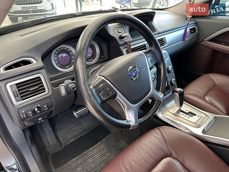 Седан Volvo S80 2012 в Виннице