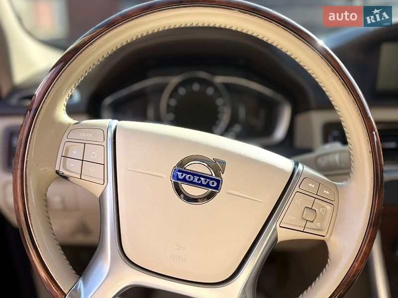 Седан Volvo S80 2013 в Івано-Франківську
