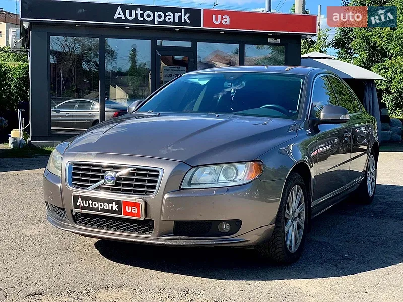 Volvo S80