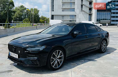 Седан Volvo S90 2017 в Киеве