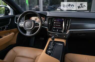 Седан Volvo S90 2016 в 