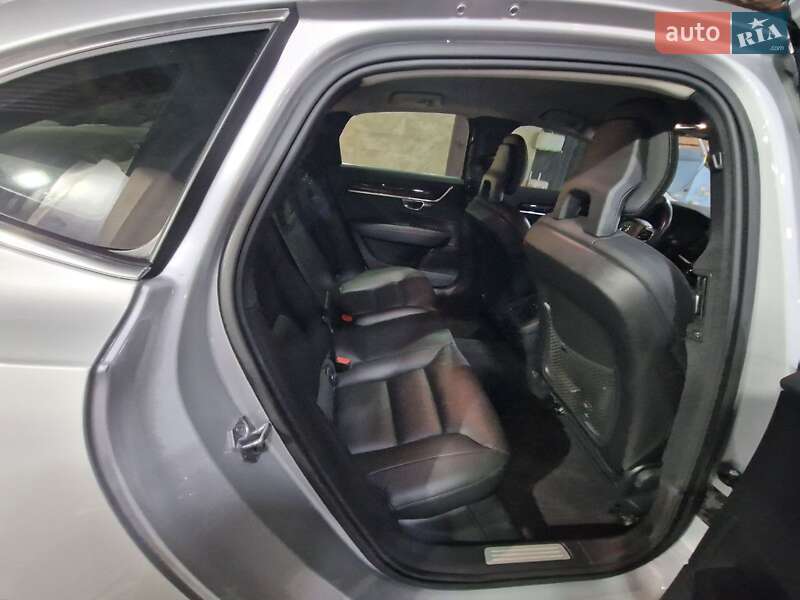 Седан Volvo S90 2017 в Києві фото 14 Седан Volvo S90 2017 в Києві
