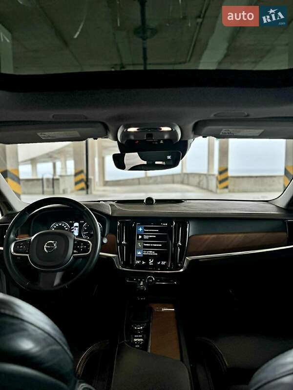 Седан Volvo S90 2017 в Одессе