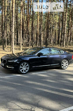 Седан Volvo S90 2016 в Киеве