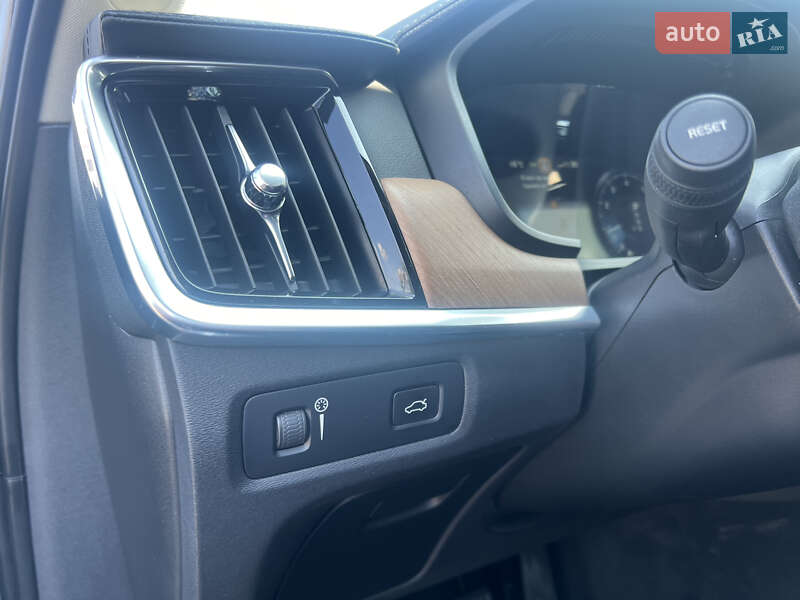 Седан Volvo S90 2016 в Николаеве фото 20 Седан Volvo S90 2016 в Николаеве