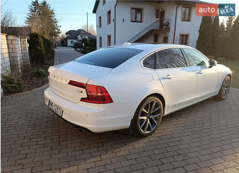 Седан Volvo S90 2017 в Львове