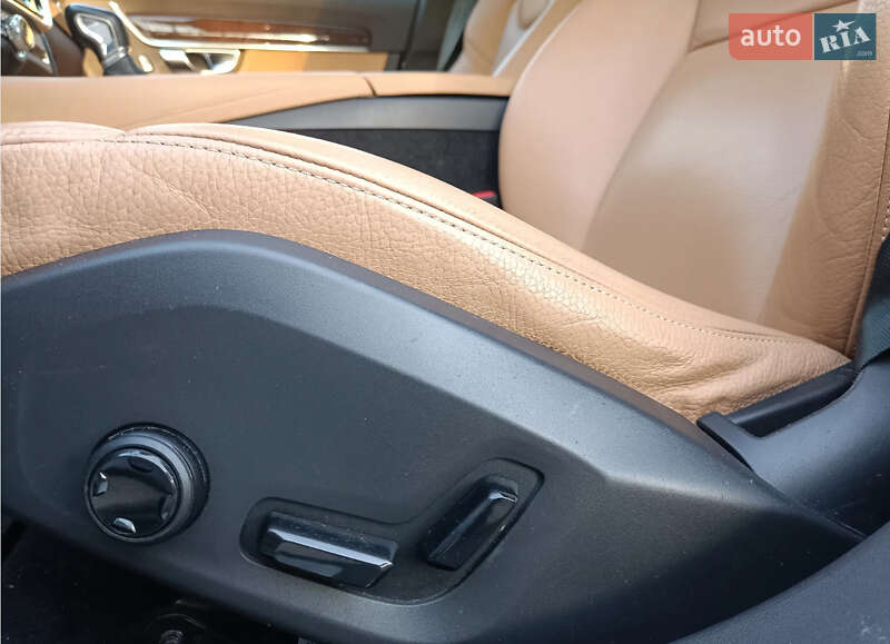 Седан Volvo S90 2017 в Львове