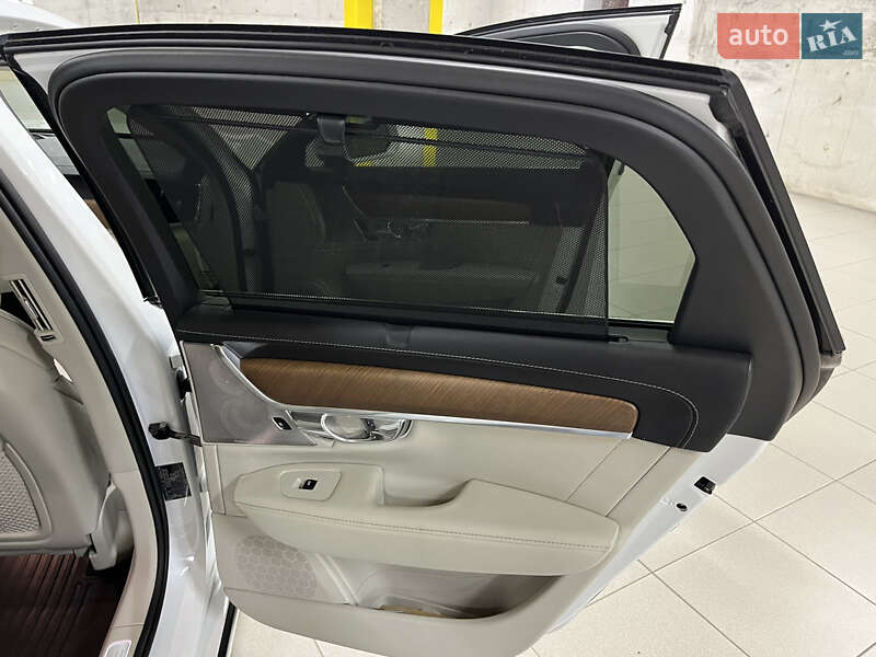 Седан Volvo S90 2016 в Дніпрі