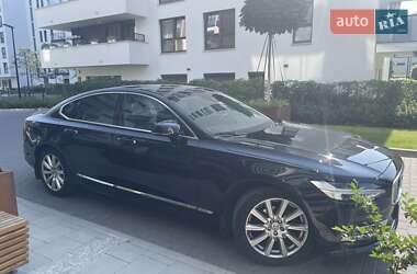 Седан Volvo S90 2020 в Буче