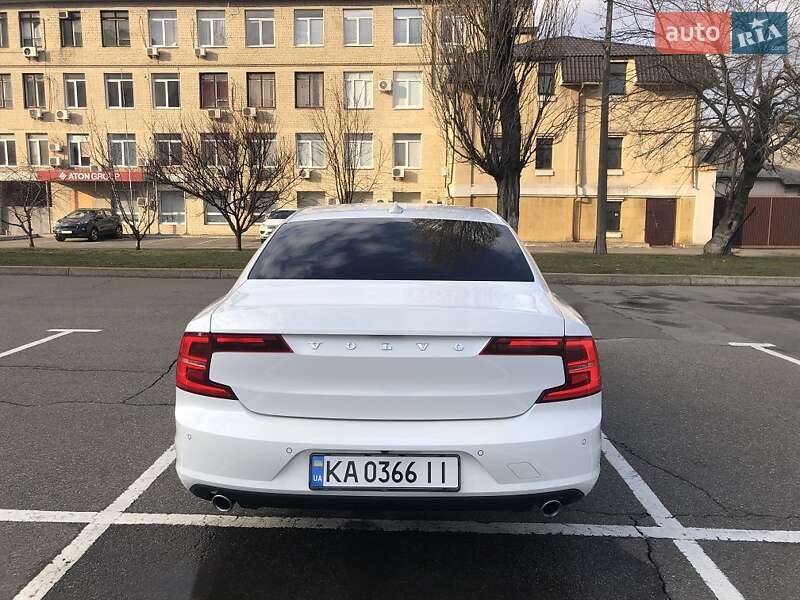 Седан Volvo S90 2017 в Киеве