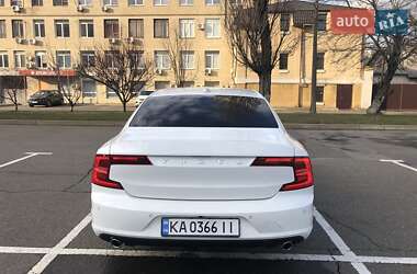 Седан Volvo S90 2017 в 