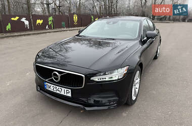 Седан Volvo S90 2018 в Ровно