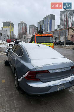 Седан Volvo S90 2018 в 