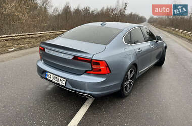 Седан Volvo S90 2016 в Червонограде