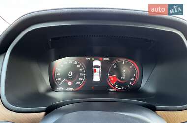 Седан Volvo S90 2017 в 