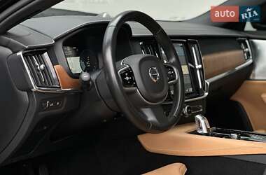 Седан Volvo S90 2017 в 