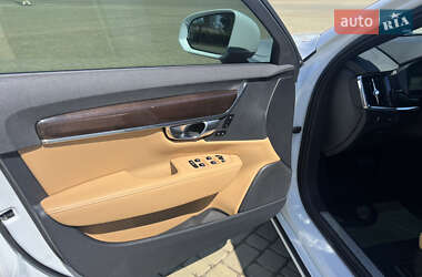 Седан Volvo S90 2017 в 